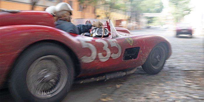Critique Ferrari : mécanique funèbre